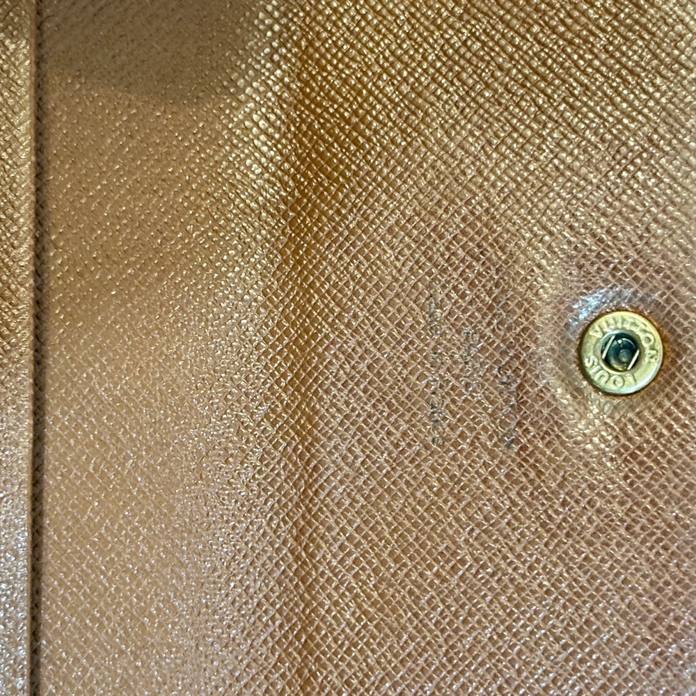 Louis Vuitton Monogram Wallet - Picture 8 of 9